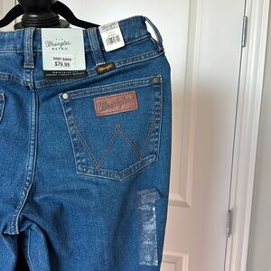 NWT Wrangler Retro Flare Stretch Jeans
